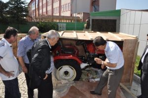 &Ccedil;in &uuml;r&uuml;nleri Isparta'ya geldi