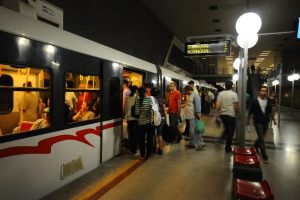 İzmir metrosu tam 34 kez d&uuml;nyayı d&ouml;nd&uuml;