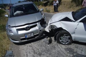 &Ccedil;anakkale'de kaza: 8 yaralı