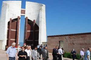 Celal Bayar &ouml;l&uuml;m yıl d&ouml;n&uuml;m&uuml;nde t&ouml;renle anıldı