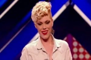 Elenince ortalığı birbirine kattı