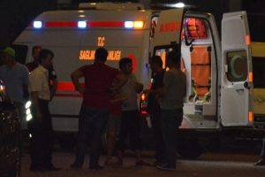 Ahmetli'de silahlı &ccedil;atışma: 1 &ouml;l&uuml;, 9 yaralı
