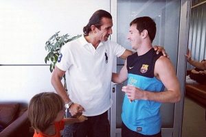 R&uuml;şt&uuml;'den, Messi ve arkadaşlarına ziyaret