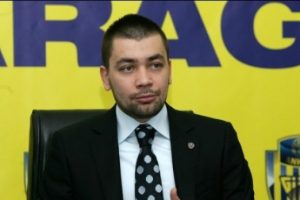 Ve beklenen adam konuştu