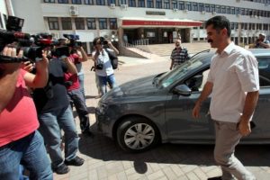 Ayg&uuml;n'&uuml;n ka&ccedil;ırılmasına inceleme