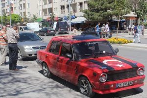 Ter&ouml;re tepki g&ouml;sterdi, trafik cezası yedi