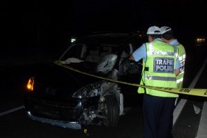 Ters şeritten &ouml;l&uuml;me gitti