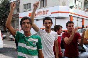 Gen&ccedil; taraftara 10 bin liralık ceza