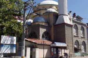 Bursa'da camilerden yangın anonsu