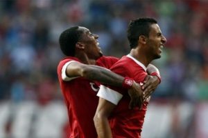 Twente ligde kayıpsız