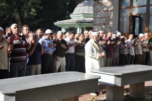 şehitler i&ccedil;in gıyabi cenaze namazı