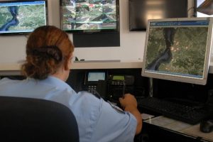 Polis ara&ccedil;larına GPS cihazı