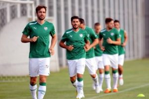 Timsah Twente'ye bileniyor