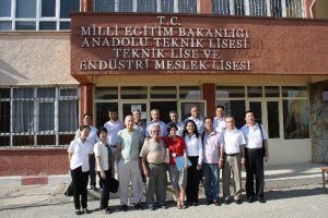 Gemlik Meslek lisesi'ne &Ccedil;inli &ccedil;ıkartması
