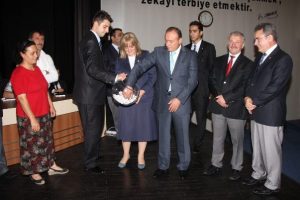 &Ouml;nce kura &ccedil;ektiler sonra iptal ettiler