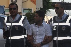 Sahte savcı yakayı ele verdi