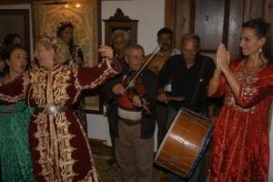 Ebru Akel bu akşam evleniyor