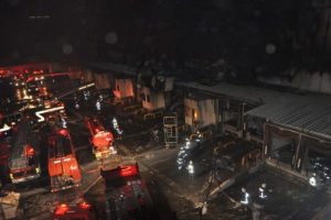 Tuzla'da depo yangını