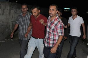 Motosiklet hırsızları yakayı ele verdi