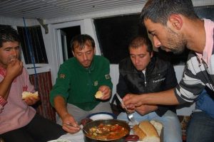 İlk palamuttan mıhlama