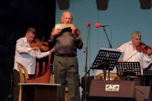 Zamfir Bodrum Kalesi'nde konser verdi