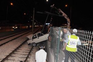 Bu ara&ccedil;tan burnu bile kanamadan &ccedil;ıktı