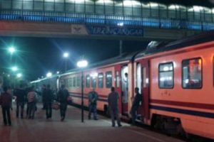 Demiryolunda bombalı tuzak