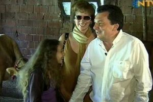 Vedat Milor kızına &ouml;yle bir şey hediye etti ki...