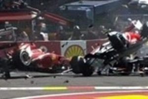 Formula 1'de inanılmaz kaza