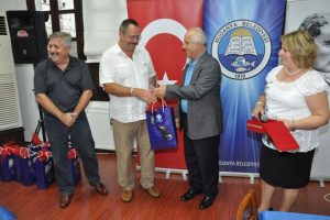 Mudanya'da kardeş şehrin &ccedil;ocukları uğurlandı