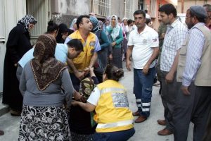 Gaziantepli şehidin evine ateş d&uuml;şt&uuml;