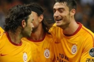 Bir t&uuml;rl&uuml; Fatih Terim'in g&ouml;z&uuml;ne giremedi!