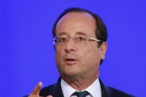 Hollande'ın pop&uuml;laritesi azalıyor