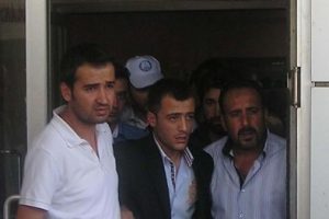 Sahte polis ger&ccedil;eğine yakalandı