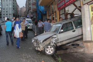 Kaygan yolda duramayınca...