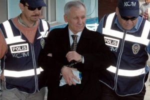 Ergenekon sanığı 'kumar'dan tutuklandı