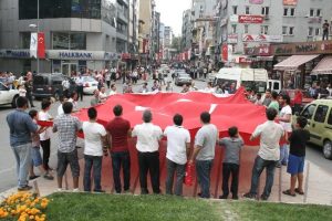 Ter&ouml;re tepki b&uuml;y&uuml;yor