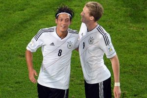 Mesut b&ouml;yle istedi