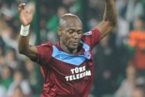 Zokora'nın evine hırsız girdi!