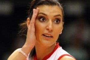 Neslihan Darnel'i rahatsız eden teklif!..