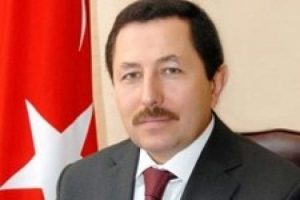 Afyon Valisi 'Gitmiyorum' dedi