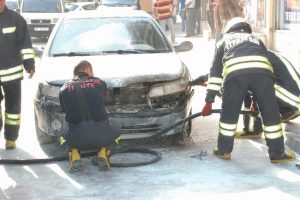 Diyarbakır'da LPG'li ara&ccedil;ta patlama