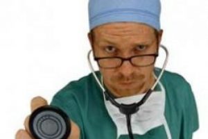 İyileştirmeyen doktora para yok