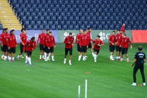 A Milli Takım Estonya'yı g&ouml;z&uuml;ne kestirdi