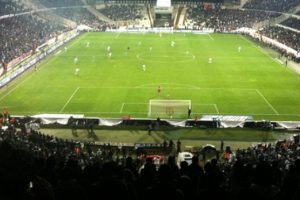 İn&ouml;n&uuml; Stadı'na u&ccedil;ak inecek