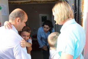 Miniklerin okulda anne isyanı!