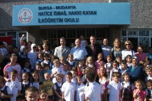 Mudanya'da bin 18 &ouml;ğrenci ilkokula başladı