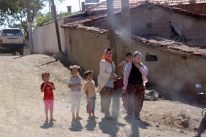 Kazdağları'ndaki yangın 2 k&ouml;y&uuml; tehdit ediyor
