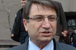 Eski CHP'li başkan g&ouml;zaltında!