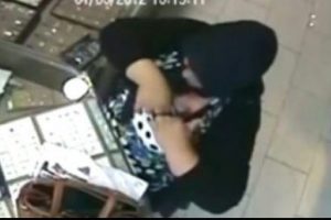 Bilezikleri b&ouml;yle &ccedil;aldı